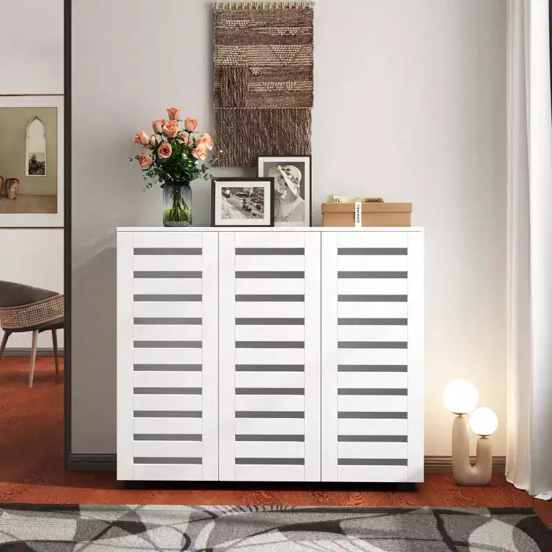 Meuble à chaussures, Meuble à chaussures 5 niveaux avec trois portes et étagères réglables, Étagère à chaussures pour entrée, salon, couloir