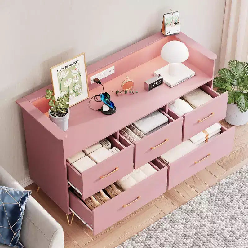 Commode à cinq tiroirs, 119 cm de large, avec station de charge, armoire de rangement autoportante, convient pour les armoires, les couloirs, les entrées