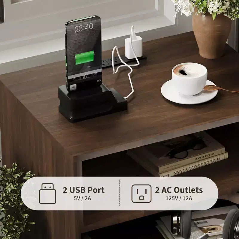 Table de chevet cannelée, table de chevet haute en bois avec ports USB et prises de courant, 2 tiroirs et étagère ouverte, table d'appoint moderne pour chambre à coucher